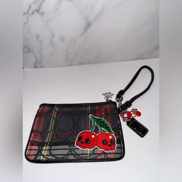 Coach Poppy Tartan Graffiti Wristlet – Rare / Customized 🍒 - Picture 2 of 5